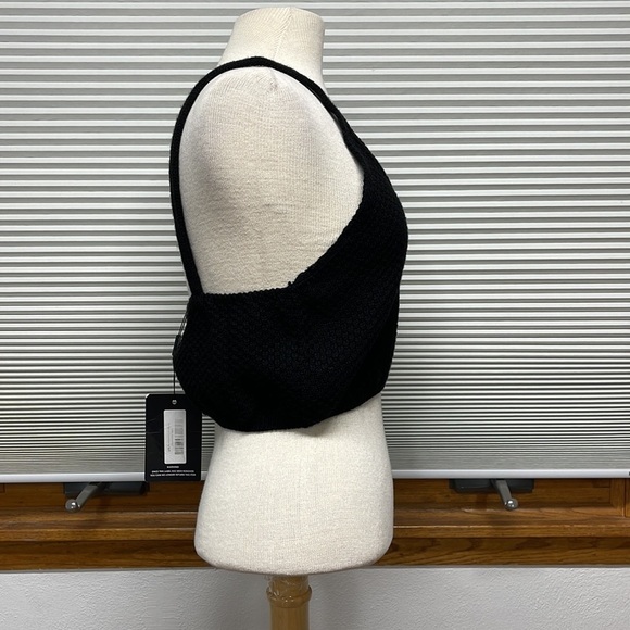 PrettyLittleThing NWT Black Knit Elasticated Hem Crop Top Size 14 - Picture 5 of 11